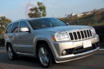 ジープ グランドチェロキー SRT8